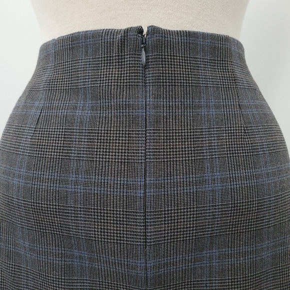 ❌️SOLD❌️ | Sunday Best skirt - Picture 3 of 6